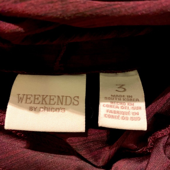 Amazing Athleisure burgundy pullover, lightweight with drawstring neckline - Picture 3 of 3